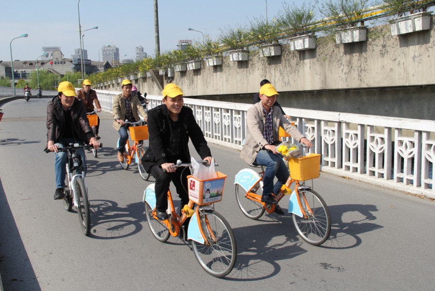 ����־Ը�߾Gɫ�T�л��